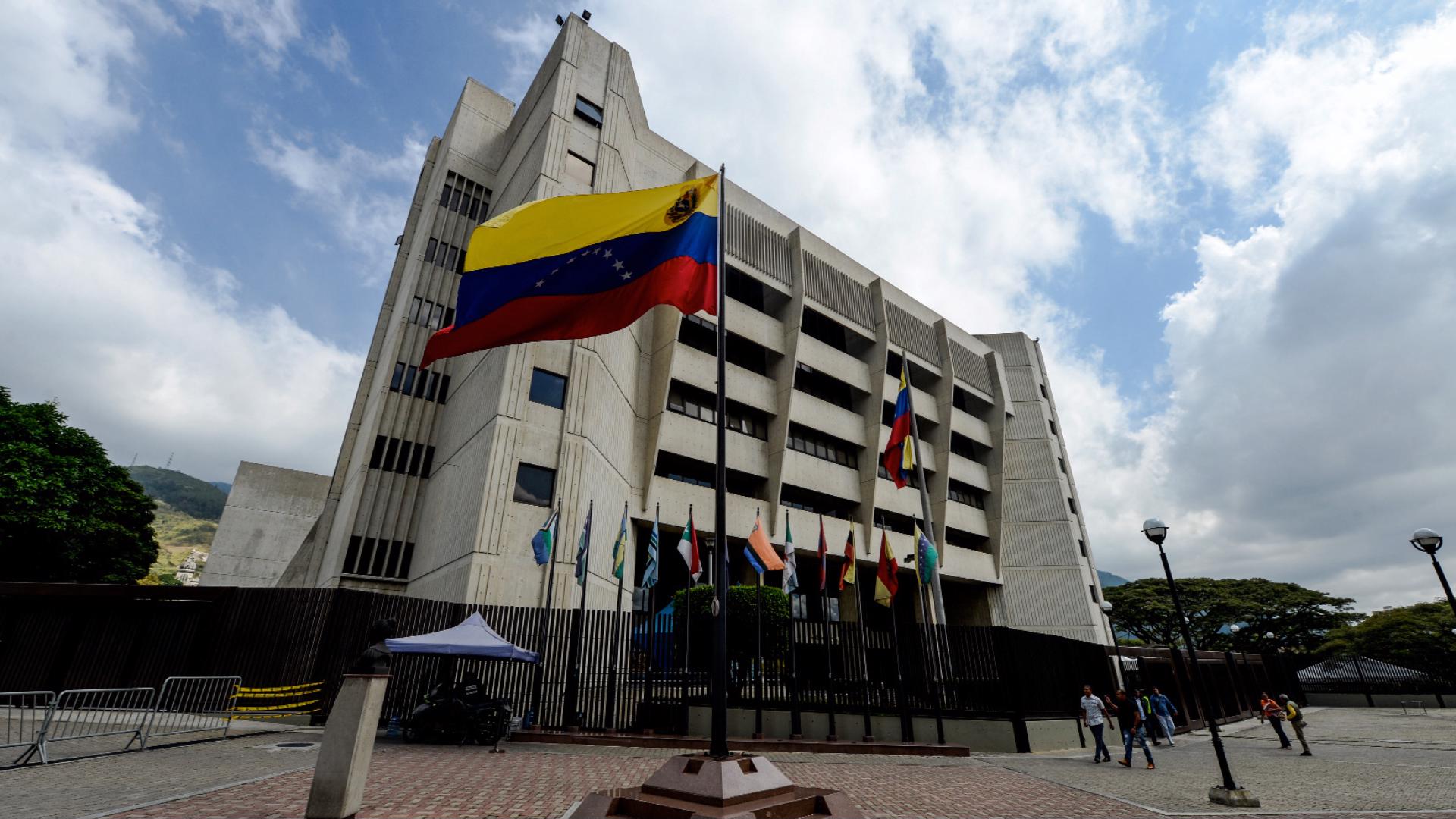 Súmate pide a la Mesa de Diálogo garantizar independencia en comités para renovar el TSJ y el CNE