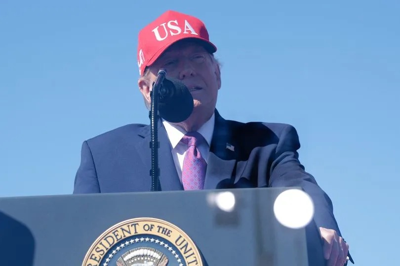 Trump pone la mira de nuevo en Venezuela y dio su opinión del acuerdo sobre Groenlandia