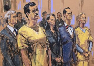 Juez cita a Maduro y Flores a los tribunales de Nueva York para que respondan por acusaciones de tortura