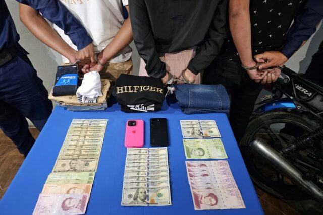 Detenidos tres hombres por pagar con billetes falsos en comercios de Portuguesa