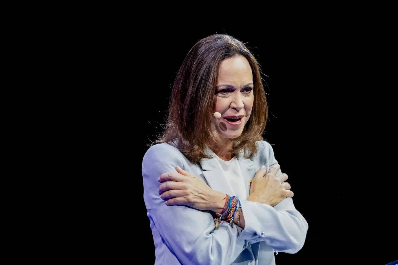 María Corina Machado dice que respetará los contratos petroleros legales y ofrece incentivos a la inversión estadounidense