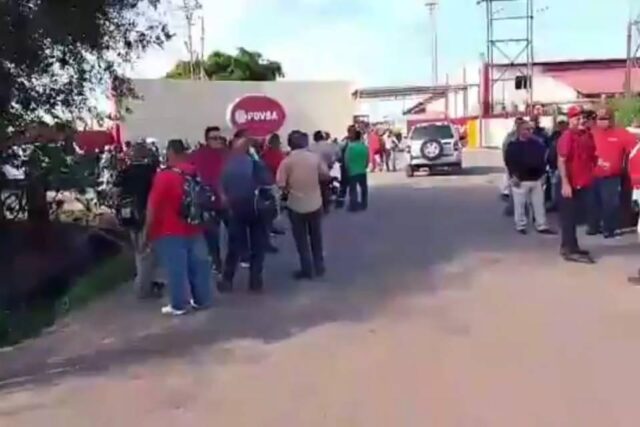 Protestas de trabajadores petroleros en Maracaibo exigen derechos laborales