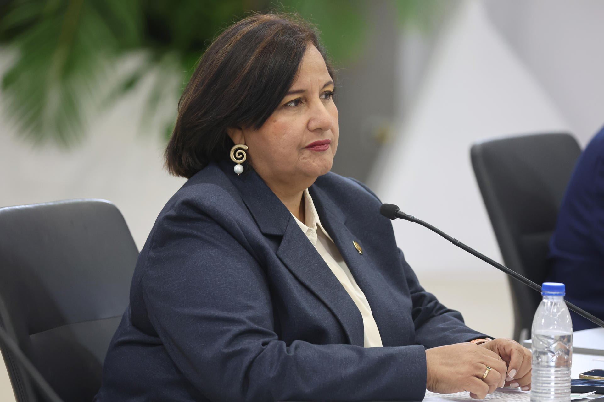 Dinorah Figuera pide invertir en prevención y diagnóstico del cáncer de mama en Venezuela: «No son privilegios, sino derechos»