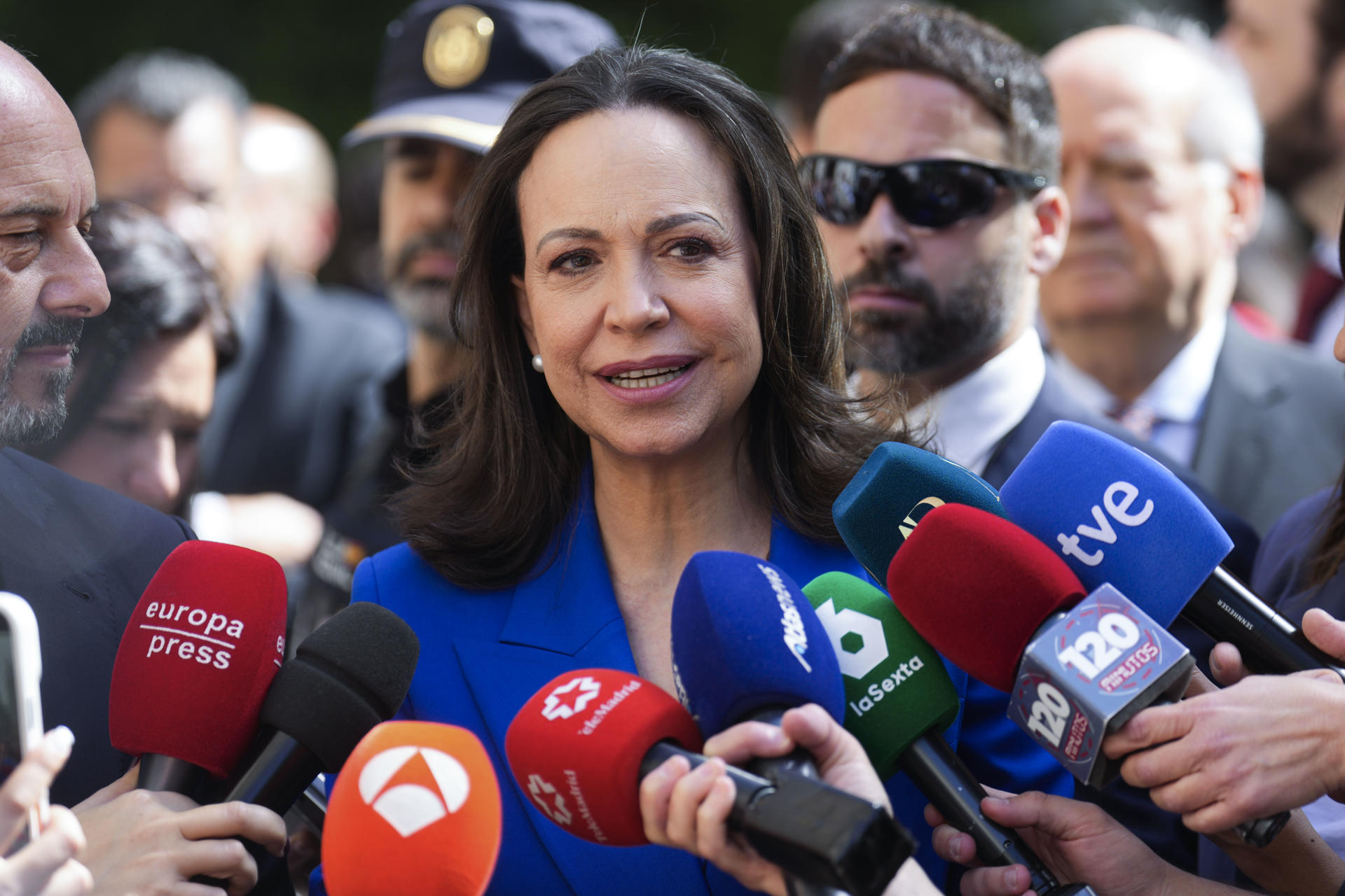 Machado pide fijar fechas de las presidenciales en Venezuela: “La gente tiene que estar en el centro del proceso”
