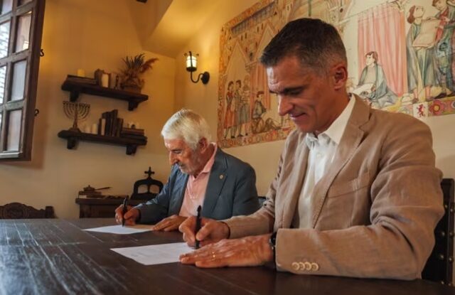 Puy du Fou España recauda 10.000 euros para apoyar la ayuda humanitaria de la Cruz Roja tras terremotos en Venezuela