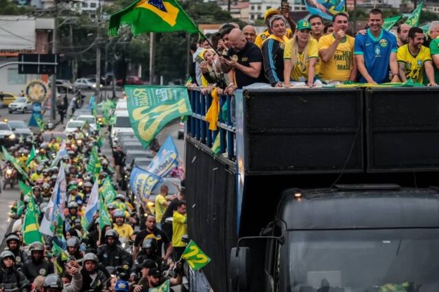 Los brasileños votan en unas elecciones seguidas muy de cerca por Donald Trump