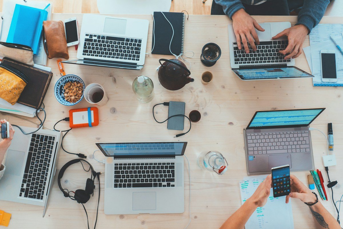 Fotografía ilustrativa de Tecnología para la demostración de Panorama Viral