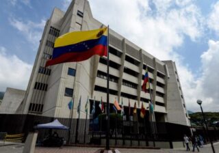 Vínculos políticos de aspirantes al Comité de Postulaciones Judiciales, revelados por Transparencia Venezuela